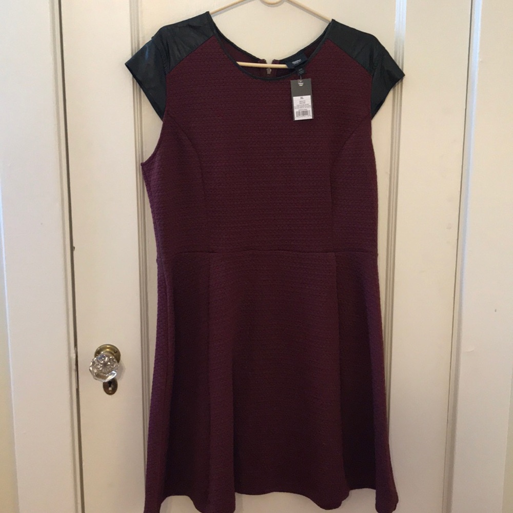 Mossimo a-line burgundy dress. XL. New with tags.